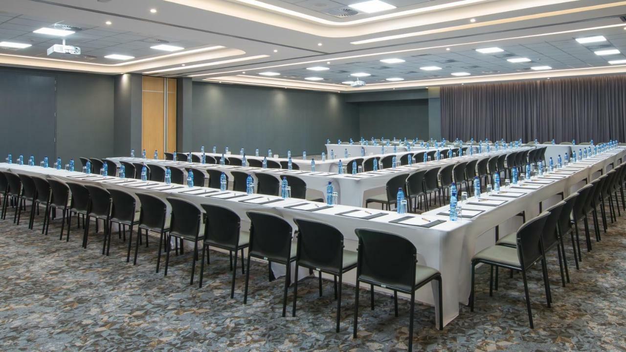 Garden Court Kitwe Hotel ภายนอก รูปภาพ